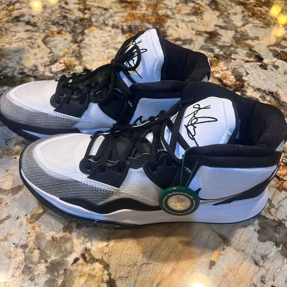 Brand New Nike Kyrie Infinity TB white black